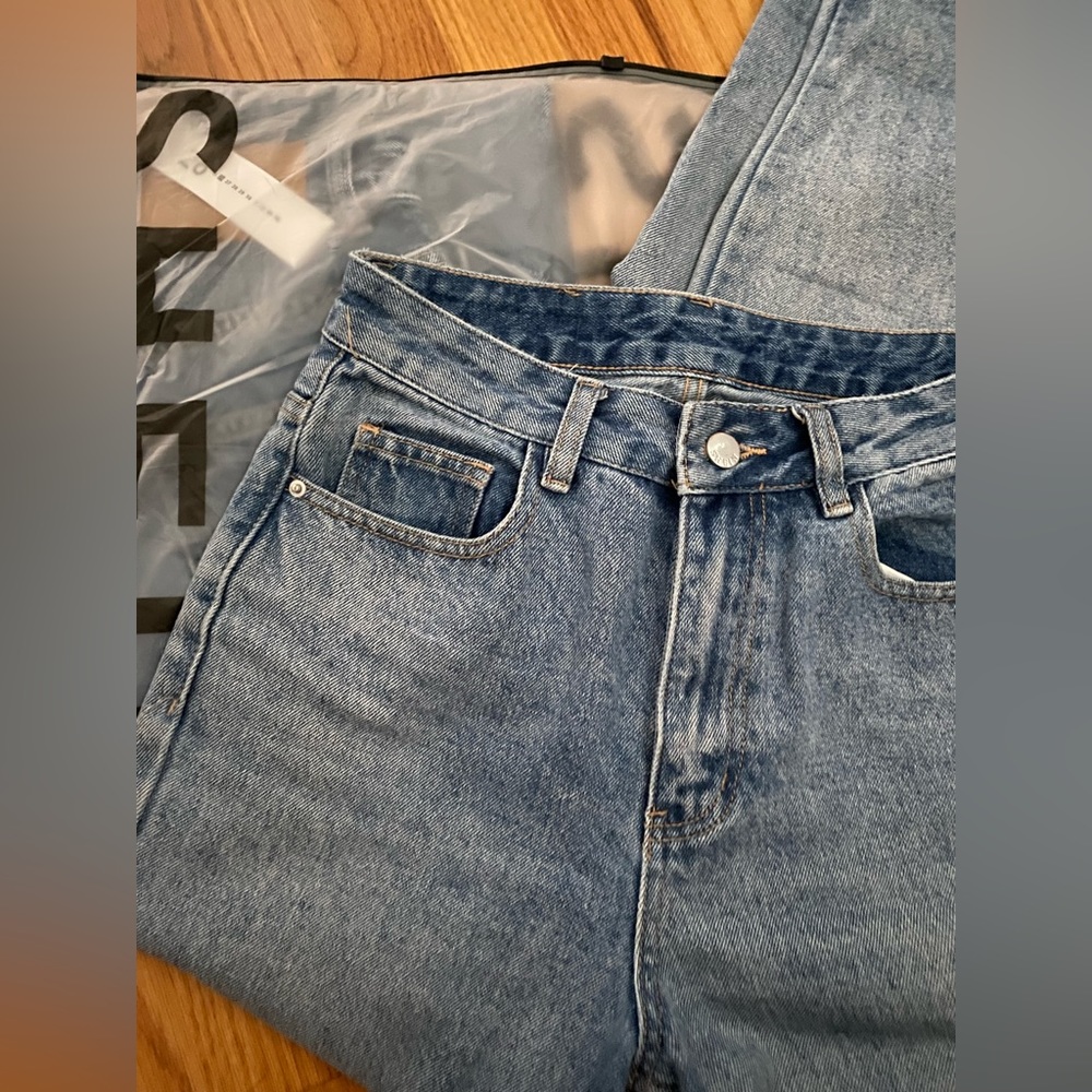 2 Pair High Wasted Jeans